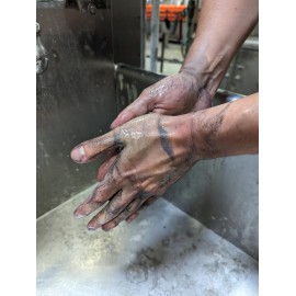 Fast Orange 25108 Pumice Lotion, Heavy Duty Hand Cleaner, Natural Citrus Scent, Waterless Cleaner For Mechanics, Strong Grease Fighter, 7.5 oz Fast Orange 25108 Pumice Lotion, Heavy Duty Hand Cleaner, Natural Citrus Scent, Waterless Cleaner For Mechanics, Strong Grease Fighter, 7.5 oz
