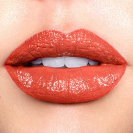 Revlon Super Lustrous Lipstick, Creamy Formula For Soft, Fuller-Looking Lips, Moisturized Feel, 750 Kiss Me Coral, 0.15 oz