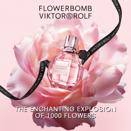 Viktor&Rolf - Flowerbomb Eau de Parfum - Women\'s Perfume - Floral & Woody - With Notes of Rose, Peony & Patchouli - 1 Fl Oz