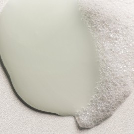 Davines Momo Moisturizing Shampoo for Dry and Dehydrated Hair, 8.45 Ounce