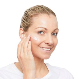 No7 Total Renewal Face Scrub - Microdermabrasion Exfoliating Face Wash & Dark Spot Corrector for Sensitive Skin - Helps to Reduce the Appearance of Fine Lines & Even Skin Tone (2.5 Oz) No7 Total Renewal Face Scrub - Microdermabrasion Exfoliating Face Wash & Dark Spot Corrector for Sensitive Skin - Helps to Reduce the Appearance of Fine Lines & Even Skin Tone (2.5 Oz)