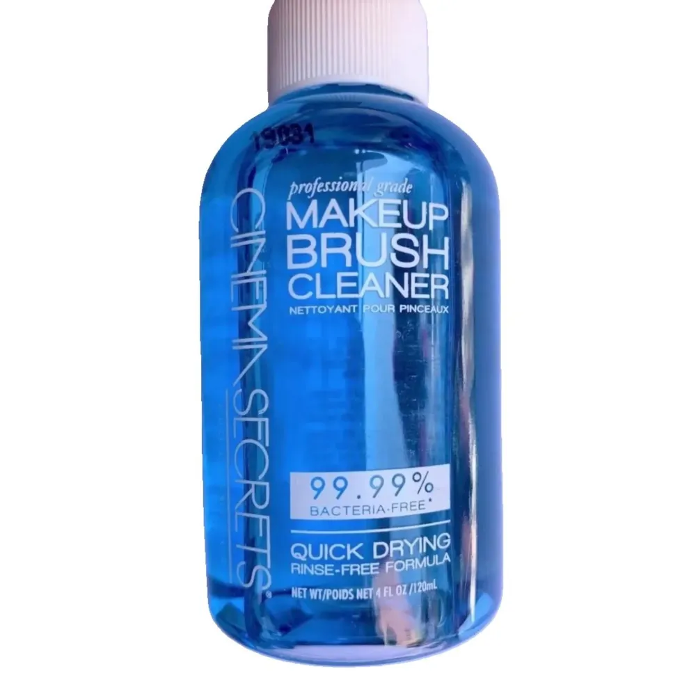 Cinema Secrets Original Makeup Brush Cleaner Solution - Professional Cleanser for Makeup Brushes - Quick-Drying, Rinse-Free Formula - Removes Stubborn Waterproof Make Up - Vanilla (8 fl oz) Cinema Secrets Original Makeup Brush Cleaner Solution - Professional Cleanser for Makeup Brushes - Quick-Drying, Rinse-Free Formula - Removes Stubborn Waterproof Make Up - Vanilla (8 fl oz)