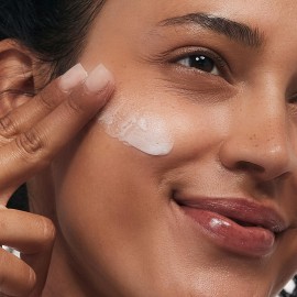 VASANTI Exfoliating Face Wash, Original Size (120g) - Enzymatic Face Rejuvenator which is Enriched with Papaya, Microcrystals, Aloe Vera - Get Healthy Glowing Skin VASANTI Exfoliating Face Wash, Original Size (120g) - Enzymatic Face Rejuvenator which is Enriched with Papaya, Microcrystals, Aloe Vera - Get Healthy Glowing Skin