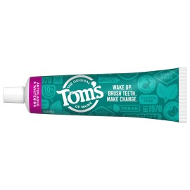 Tom\'s of Maine Fluoride-Free Antiplaque & Whitening Natural Toothpaste, Peppermint, 5.5 oz. (Pack of 2)