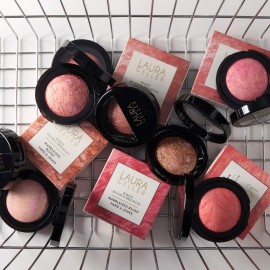 LAURA GELLER NEW YORK Baked Blush-n-Brighten Marbleized Blush for Cheeks - Pink Buttercream - Natural Finish - Buildable Color LAURA GELLER NEW YORK Baked Blush-n-Brighten Marbleized Blush for Cheeks - Pink Buttercream - Natural Finish - Buildable Color