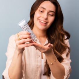 TiZO3 Facial Mineral Sunscreen and Primer, Tinted Broad Spectrum SPF 40 with Antioxidants, Sheer matte finish, Fragrance-Free, Oil-Free, Dermatologist-recommended, PA+++ 1.75 oz TiZO3 Facial Mineral Sunscreen and Primer, Tinted Broad Spectrum SPF 40 with Antioxidants, Sheer matte finish, Fragrance-Free, Oil-Free, Dermatologist-recommended, PA+++ 1.75 oz