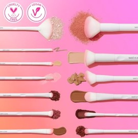 wet n wild Contour Brush, Sculpt, Highlight, & Blend, Luxurious Plush Fibers, Ergonomic Handle for Comfortable Precision Control , Cruelty-Free & Vegan wet n wild Contour Brush, Sculpt, Highlight, & Blend, Luxurious Plush Fibers, Ergonomic Handle for Comfortable Precision Control , Cruelty-Free & Vegan