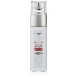 L\'Oral Paris Revitalift Bright Reveal Anti-Aging Day Cream with SPF 30 with Glycolic Acid, Vitamin C & Pro-Retinol, Reduce Wrinkles 1 fl. oz.