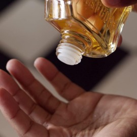 Proraso After Shave Lotion, Moisturizing and Nourishing for Coarse Beards with Sandalwood Oil and Shea Butter, 3.4 Fl Oz Proraso After Shave Lotion, Moisturizing and Nourishing for Coarse Beards with Sandalwood Oil and Shea Butter, 3.4 Fl Oz