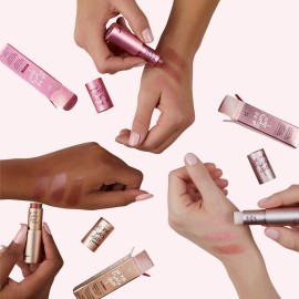 IT Cosmetics Je Ne Sais Quoi Lip Treatment - Anti-Aging Lip Balm - Reacts with Your Lips to Create a Customized Color - With Essential Oils & Antioxidants - 0.11 oz (Perfect Pink) IT Cosmetics Je Ne Sais Quoi Lip Treatment - Anti-Aging Lip Balm - Reacts with Your Lips to Create a Customized Color - With Essential Oils & Antioxidants - 0.11 oz (Perfect Pink)