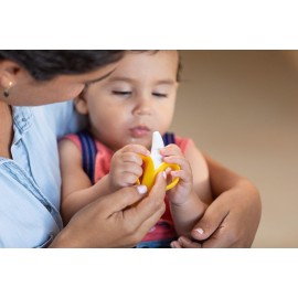 Nuby Nananubs Banana Massaging Toothbrush Nuby Nananubs Banana Massaging Toothbrush