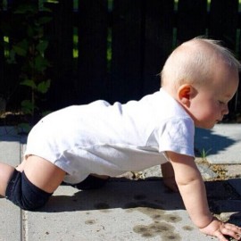 BOSONER Baby Knee Pads for Crawling: Anti-Slip Infant Knee Pads for Crawlers - 5 Pairs Leg Warmers for 6-24 Months BOSONER Baby Knee Pads for Crawling: Anti-Slip Infant Knee Pads for Crawlers - 5 Pairs Leg Warmers for 6-24 Months