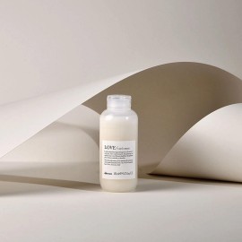 Davines LOVE Curl Cream, Weightless Curl Defining Leave-On Serum For Curly And Wavy Hair, Residue-Free Softness and Shine, 5.07 Fl Oz Davines LOVE Curl Cream, Weightless Curl Defining Leave-On Serum For Curly And Wavy Hair, Residue-Free Softness and Shine, 5.07 Fl Oz