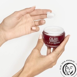 Olay Regenerist Whip Face Moisturizer Cream with Sunscreen SPF 25, 1.7 oz Olay Regenerist Whip Face Moisturizer Cream with Sunscreen SPF 25, 1.7 oz