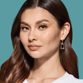 KISS Lash Couture, Lash Glue, Super Strong Strip Lash Adhesive, Black, Includes Lash Adhesive, Long Lasting Wear, Can Be Used with Strip Lashes and Lash Clusters KISS Lash Couture, Lash Glue, Super Strong Strip Lash Adhesive, Black, Includes Lash Adhesive, Long Lasting Wear, Can Be Used with Strip Lashes and Lash Clusters