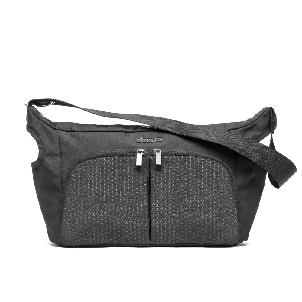 DOONA Essentials Bag, Nitro Black DOONA Essentials Bag, Nitro Black