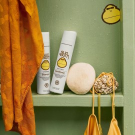 Sun Bum Curls Conditioner - Moisturizing Hair Treatment for Wavy and Curly Hair - Frizz Free Finish - Enrich with Coconut Oil and Seaweed Protein - UV Protecting - Vegan and Cruelty Free - 10 oz