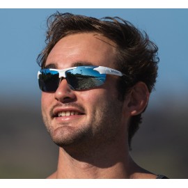 Tifosi Optics Track Sunglasses (White/Black, Smoke Bright Blue) Tifosi Optics Track Sunglasses (White/Black, Smoke Bright Blue)