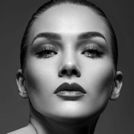 KISS Lash Couture Naked Drama Collection False Eyelashes with Cushion Flexi Band, Full & Fluffy Volume, Style \'Chiffon\', 1 Pair Fake Eyelashes KISS Lash Couture Naked Drama Collection False Eyelashes with Cushion Flexi Band, Full & Fluffy Volume, Style \'Chiffon\', 1 Pair Fake Eyelashes