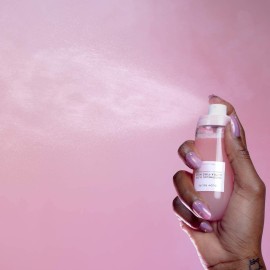Glow Recipe Watermelon Glow Facial Spray + Hydrating Mist - Ultra-Fine Face Mist with Hyaluronic Acid + Hibiscus AHA to Refresh Dry Skin & Enhance Dewy Makeup - Suitable for All Skin Types (75ml) Glow Recipe Watermelon Glow Facial Spray + Hydrating Mist - Ultra-Fine Face Mist with Hyaluronic Acid + Hibiscus AHA to Refresh Dry Skin & Enhance Dewy Makeup - Suitable for All Skin Types (75ml)
