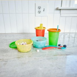The First Years Take & Toss Spill Proof Sippy Cups - Rainbow Party Pack - Reusable Toddler Cups - Kids Cups and Snap On Lids for Ages 9 Months and Up - 20 Count The First Years Take & Toss Spill Proof Sippy Cups - Rainbow Party Pack - Reusable Toddler Cups - Kids Cups and Snap On Lids for Ages 9 Months and Up - 20 Count