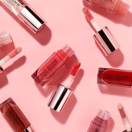 Revolution, Pout Bomb Plumping Lip Gloss, High Shine, Rich Glossy Pigment, Infused with Vitamin E, Glaze Clear, 0.15 fl oz Revolution, Pout Bomb Plumping Lip Gloss, High Shine, Rich Glossy Pigment, Infused with Vitamin E, Glaze Clear, 0.15 fl oz