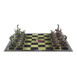 The Noble Collection Jurassic Park Chess Set The Noble Collection Jurassic Park Chess Set
