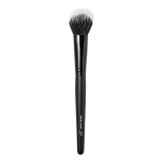 e.l.f. Putty Blush Brush, Vegan Makeup Tool, Flawlessly Applies Putty & Cream Formulas, Creates Airbrushed Effect 1 Count (Pack of 1)
