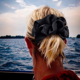 CEELGON Black Big Scrunchies for Women 6.3Inches Large Scrunchie Satin Oversized Silk Thick Elastic Hair Ties Jumbo Hair Scrunchies 6 Pack (Black) CEELGON Black Big Scrunchies for Women 6.3Inches Large Scrunchie Satin Oversized Silk Thick Elastic Hair Ties Jumbo Hair Scrunchies 6 Pack (Black)