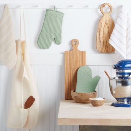 KitchenAid Ribbed Soft Silicone Oven Mitt Set, Pistachio, 7.5x13, 2 Count KitchenAid Ribbed Soft Silicone Oven Mitt Set, Pistachio, 7.5x13, 2 Count