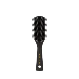 PATTERN Beauty by Tracee Ellis Ross Mini Shower Brush, Best for Curlies, Coilies and Tight-Textured Hair, 3a-4c