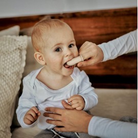 Moonkie Baby Finger Toothbrush Tongue Oral Cleaner Kit for 3 Months +, 2 Pcs (Blush) Moonkie Baby Finger Toothbrush Tongue Oral Cleaner Kit for 3 Months +, 2 Pcs (Blush)