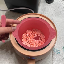 KVZVK Silicone Wax Bowl Non-Stick Hair Removal Pot Liner with Wax Spatula (Pink) KVZVK Silicone Wax Bowl Non-Stick Hair Removal Pot Liner with Wax Spatula (Pink)
