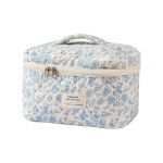 uekeboag Large Travel Quilted Makeup Bag for Women, Floral Cotton Cosmetic Bag, Coquette Aesthetic Floral Toiletry Organizer Bag (01Lithtblue-flower)