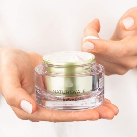 ANNEMARIE BRLIND - NATUROYALE Day Cream - Natural Anti Aging Face Cream - Retinol, Vitamins C and E for a Moisturized, Smoother and Tighter Skin with a New, Youthful Glow - Step 3 of 5 - 1.69 oz. ANNEMARIE BRLIND - NATUROYALE Day Cream - Natural Anti Aging Face Cream - Retinol, Vitamins C and E for a Moisturized, Smoother and Tighter Skin with a New, Youthful Glow - Step 3 of 5 - 1.69 oz.