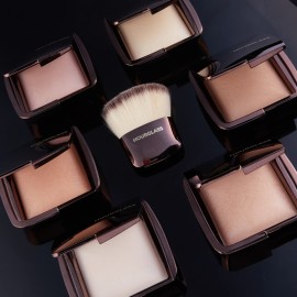 Hourglass Ambient Lighting Finishing Powder. Dim Light Shade Highlighting Powder. (0.35 ounce) Cruelty-Free and Vegan Hourglass Ambient Lighting Finishing Powder. Dim Light Shade Highlighting Powder. (0.35 ounce) Cruelty-Free and Vegan