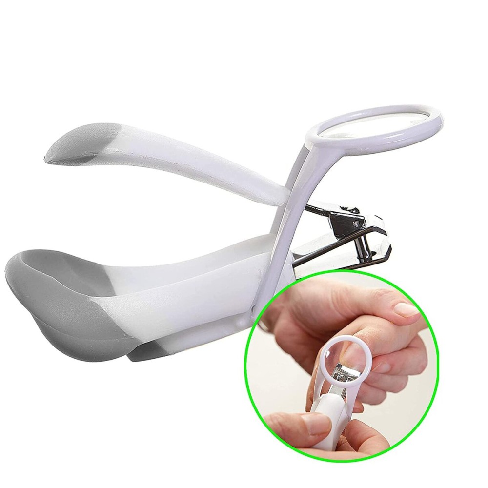 Dreambaby Deluxe Nail Clippers with Magnifying Glass