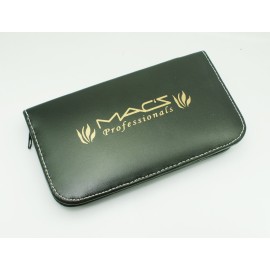 Professional Titanium Barber Scissor Razors Edge Hair Cutting 5 PCs Set 6.25 Barber Shears With 6.25 Texturizing/Thinning Shears Set Made Of High Grade Stainless Steel W/Black Leather Case-15030 Professional Titanium Barber Scissor Razors Edge Hair Cutting 5 PCs Set 6.25 Barber Shears With 6.25 Texturizing/Thinning Shears Set Made Of High Grade Stainless Steel W/Black Leather Case-15030