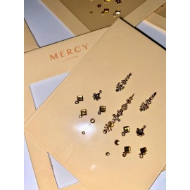 Gigi Gold Bindi  Crystal Indian Bindi Face Jewels Gold Multi Packet Gigi Gold Bindi  Crystal Indian Bindi Face Jewels Gold Multi Packet