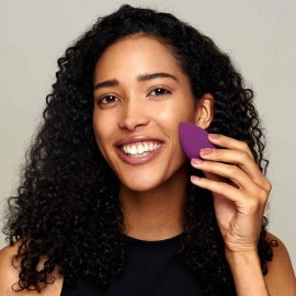 WUNDERBROW Makeup Beauty Sponge Blender Applicator Tool, Purple, 1 Count WUNDERBROW Makeup Beauty Sponge Blender Applicator Tool, Purple, 1 Count