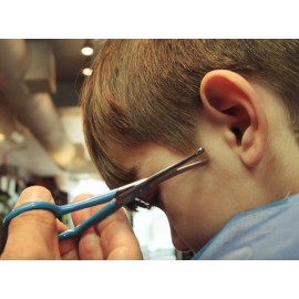 CALMING CLIPPER - The Silent, Gentle Haircutting Kit for Children with Autism and Sensory Sensitivity - Right-Handed, Includes Barber Cape & Safety Scissor CALMING CLIPPER - The Silent, Gentle Haircutting Kit for Children with Autism and Sensory Sensitivity - Right-Handed, Includes Barber Cape & Safety Scissor