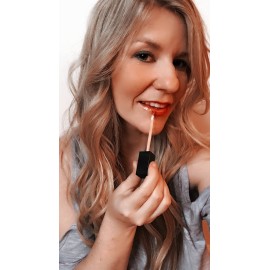 Jill Kirsh Color Moisturizing Lip Gloss: Lucite Square Bottle with Black Matte Cap and Brush Applicator Set - Clear, Natural, and Sensational Look - Women and Girls (Elegant Suede)