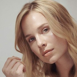 Henn Organics Luxury Lip Tint - Moisturizing, Sheer Natural Color - Coral (Orange) Henn Organics Luxury Lip Tint - Moisturizing, Sheer Natural Color - Coral (Orange)