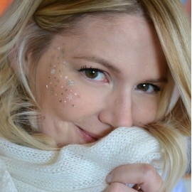 WINTER WONDERLAND VARIETY SET from FlashTattoos features 25 assorted holiday-inspired premium waterproof metallic gold & silver jewelry temporary foil party tattoos - Party Supplies