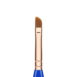 Bdellium Tools Professional Makeup Brush - Golden Triangle 548 Dagger Lip - With All Vegan and Soft Synthetic Fibers, For Precise Lip Definition (Blue, 1pc)