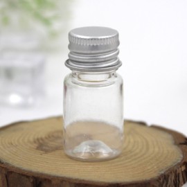 24Pcs 5ml Empty Plastic Bottles Vials Tiny Jars Sample Bottle Mini Storage Container Case with Aluminum Screw Cap for Facial Cream, Cosmetics, Powder (Transparent)
