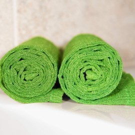 Mayberry Health and Home Extra Long (36 Inches) Exfoliating Bath Cloth/Towel (4 Pack) Nylon Bath Cloth/Towel, Stitching on All Sides for Added Durability (Green) Mayberry Health and Home Extra Long (36 Inches) Exfoliating Bath Cloth/Towel (4 Pack) Nylon Bath Cloth/Towel, Stitching on All Sides for Added Durability (Green)