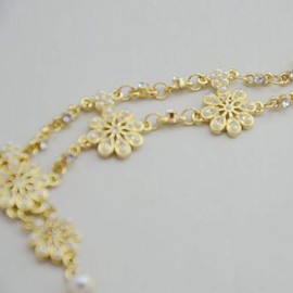 Kercisbeauty Boho Lace Hollow Out Flower with Freshwater Pearl Pendant Boho Vintage Multi Layer Hand of Fatima Pendant Head Chain Headband Head piece Hair Vine Hoop For Prom Banquet Feast Kercisbeauty Boho Lace Hollow Out Flower with Freshwater Pearl Pendant Boho Vintage Multi Layer Hand of Fatima Pendant Head Chain Headband Head piece Hair Vine Hoop For Prom Banquet Feast