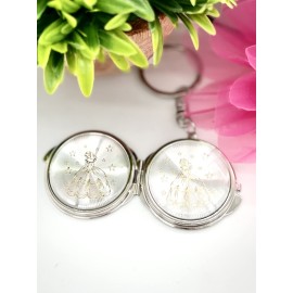 YRP 12X Quinceanera Gold Compact Mirror Keychain Recuerdos de Sweet 15 Princess Party Favor YRP 12X Quinceanera Gold Compact Mirror Keychain Recuerdos de Sweet 15 Princess Party Favor