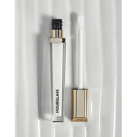 Hourglass Unreal High Shine Volumizing Lip Gloss (Halo) Hourglass Unreal High Shine Volumizing Lip Gloss (Halo)